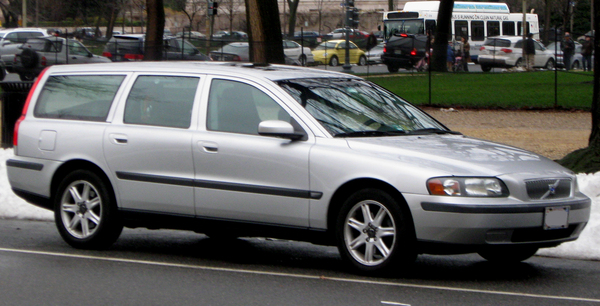 VOLVO V70 III (2) D4 163 SUMMUM GEARTRONIC Diesel