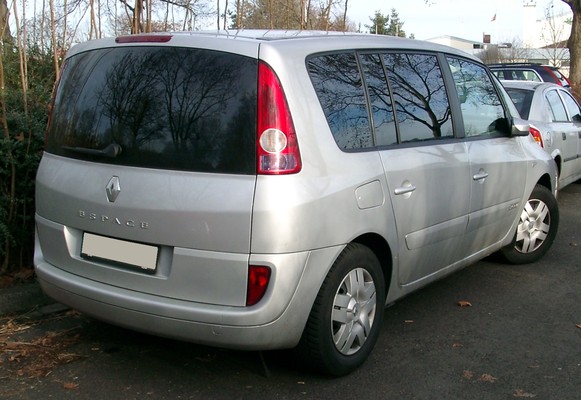 RENAULT ESPACE IV (2) 2.0 DCI 175 FAP 10CV INITIALE BVA Diesel