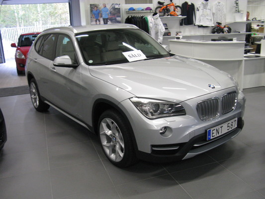 BMW X1 (E84) (2) SDRIVE18D 143 XLINE Diesel