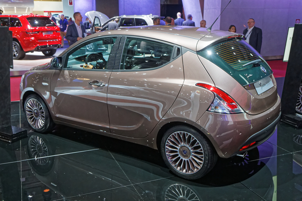 LANCIA YPSILON III 1.2 8V 69 STOP&START GOLD Essence