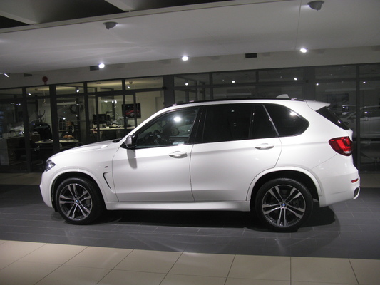 BMW X5 F15 X5 XDRIVE40D 313 CH Diesel