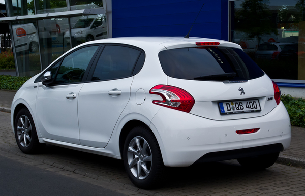 PEUGEOT 208 1.6 E-HDI STYLE 5P Diesel