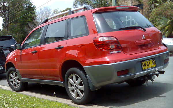 MITSUBISHI OUTLANDER III PHEV Hybride essence électrique