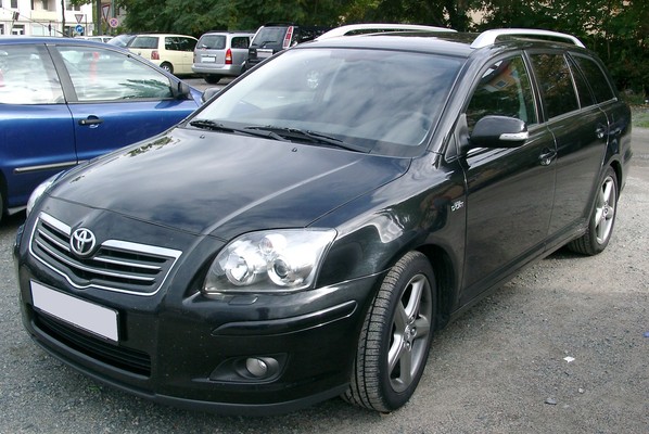 TOYOTA AVENSIS 124 D-4D BUSINESS SKYVIEW LIMITED EDITION Diesel