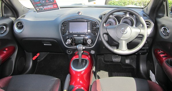 NISSAN JUKE 1.6 DIG-T 190 CONNECT EDITION Essence