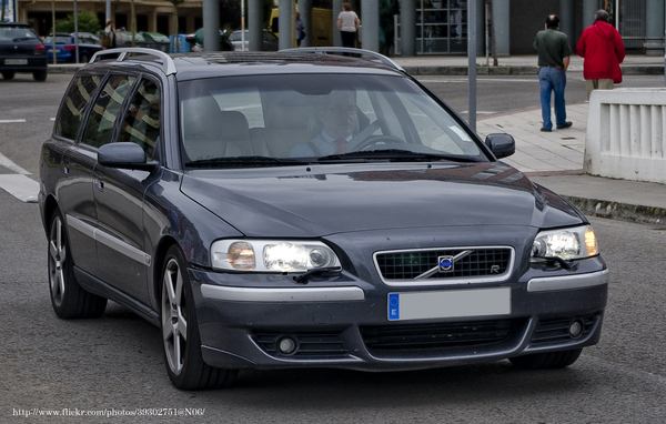 VOLVO V70 D4 181 BVA SUMMUM Diesel