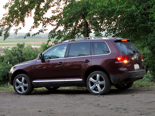 VOLKSWAGEN TOUAREG 3.0 V6 TDI 262 4MOTION BLUEMOTION TECHNOLOGY CARAT EDITION A Diesel