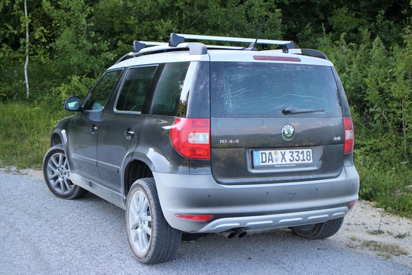 SKODA YETI (2) 2.0 TDI 140 4X2 AMBITION Diesel