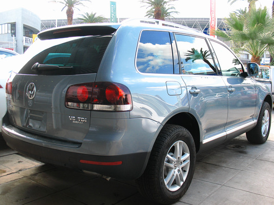 VOLKSWAGEN TOUAREG II 3.0 V6 TDI 245 FAP 4MOTION BLUEMOTION R-EXCLUSIVE TIPTR A R-EXCLUSIVE TIPTRONIC A Diesel