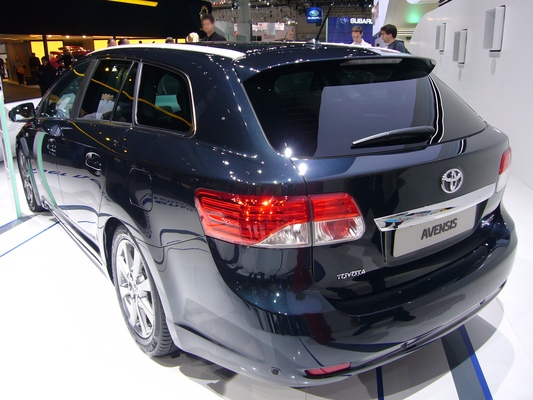 TOYOTA AVENSIS III (2) 124 D-4D LIMITED EDITION Diesel