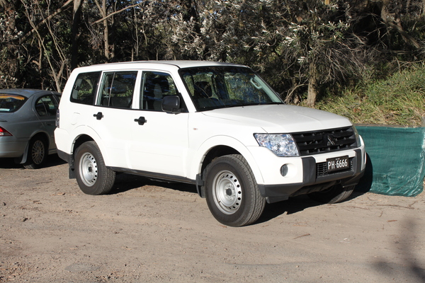 MITSUBISHI PAJERO III (2) 3.2 DI-D 200 INSTYLE BVA 3P Diesel