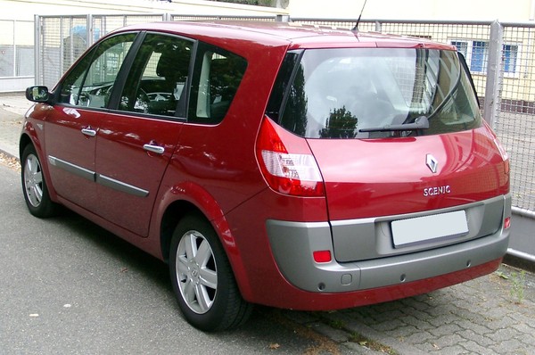 RENAULT GRAND KANGOO II (2) 1.5 DCI 110 FAP INTENS Diesel