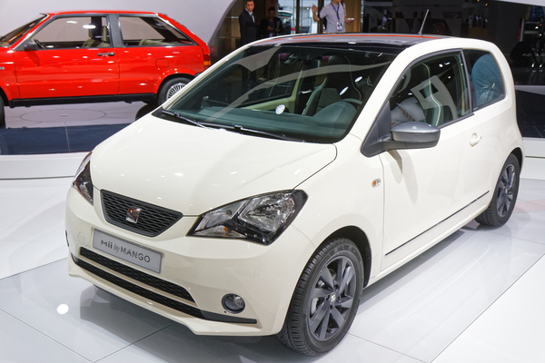 SEAT MII 1.0 60 BY MANGO 5P Essence