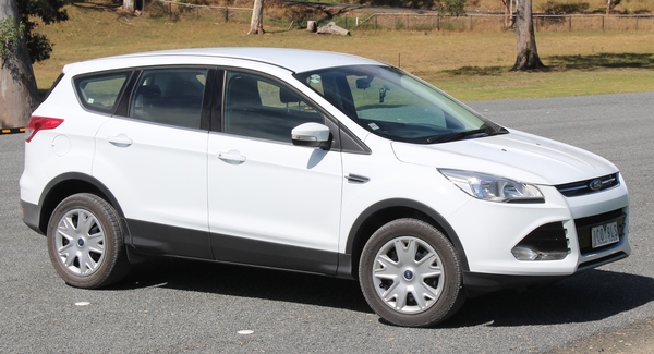 FORD KUGA II 1.6 ECOBOOST 150 S&S TREND BVM6 Essence