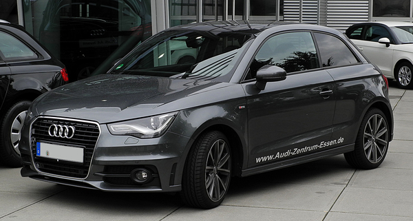 AUDI A1 1.6 TDI 105 AMBITION LUXE Diesel