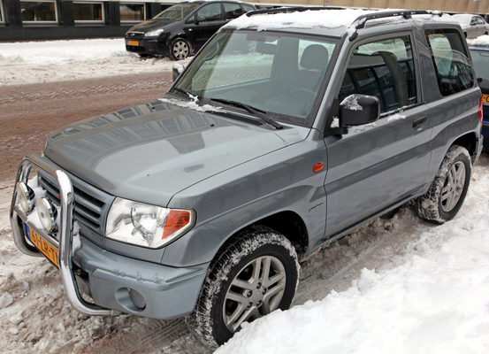 MITSUBISHI PAJERO III (2) 3.2 DI-D 200 INSTYLE BVA 3P Diesel