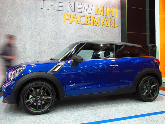 MINI PACEMAN 1.6 COOPER S ALL4 PACK RED HOT CHILI Essence