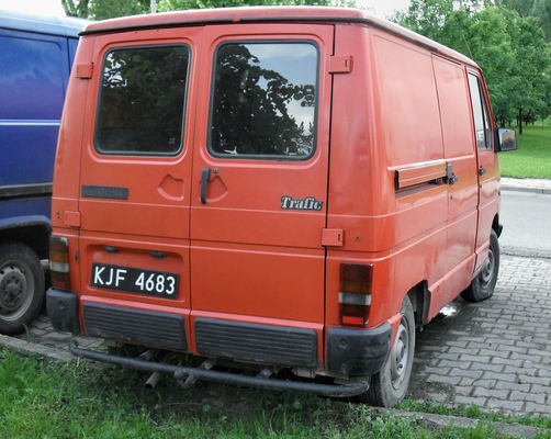 RENAULT TRAFIC PASSENGER L2H1 1200 KG 2.0 DCI 115 FAP Diesel