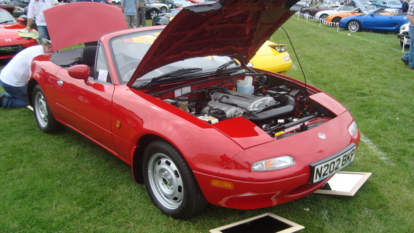 MAZDA MX5 III ROADSTER 1.8 MZR 125 ELEGANCE CUIR Essence