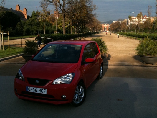 SEAT MII 1.0 60 BY MANGO 5P Essence