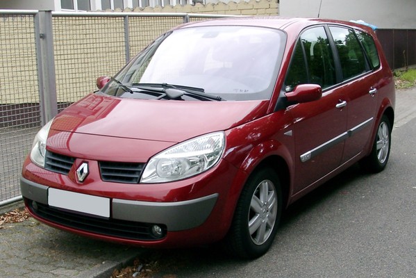 RENAULT GRAND KANGOO II (2) 1.5 DCI 110 FAP INTENS Diesel