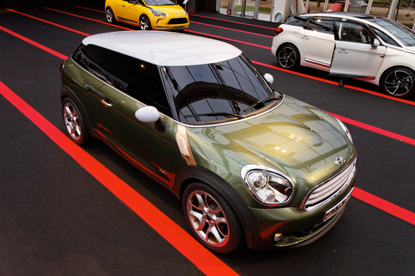 MINI PACEMAN 1.6 COOPER PACK RED HOT CHILI Essence