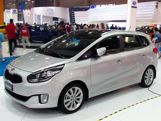 KIA CARENS III 1.7 CRDI 115 ISG ACTIVE 5PL Diesel