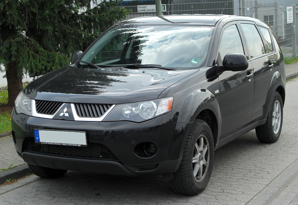 MITSUBISHI OUTLANDER III PHEV Hybride essence électrique