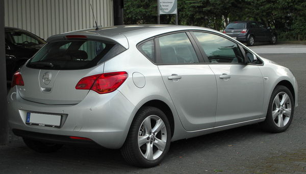 OPEL ASTRA IV GTC 1.7 CDTI 130 FAP START/STOP PANORAMIQUE Diesel