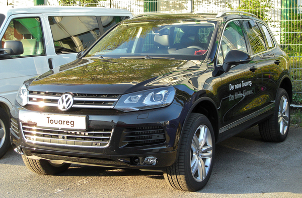 VOLKSWAGEN TOUAREG 3.0 V6 TDI 262 4MOTION BLUEMOTION TECHNOLOGY CARAT EDITION A Diesel