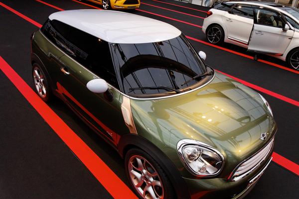 MINI PACEMAN 1.6 COOPER PACK RED HOT CHILI Essence